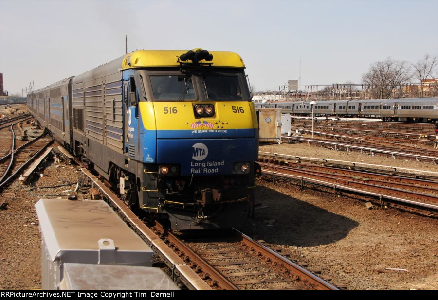 LI 516 on an Oyster Bay train.